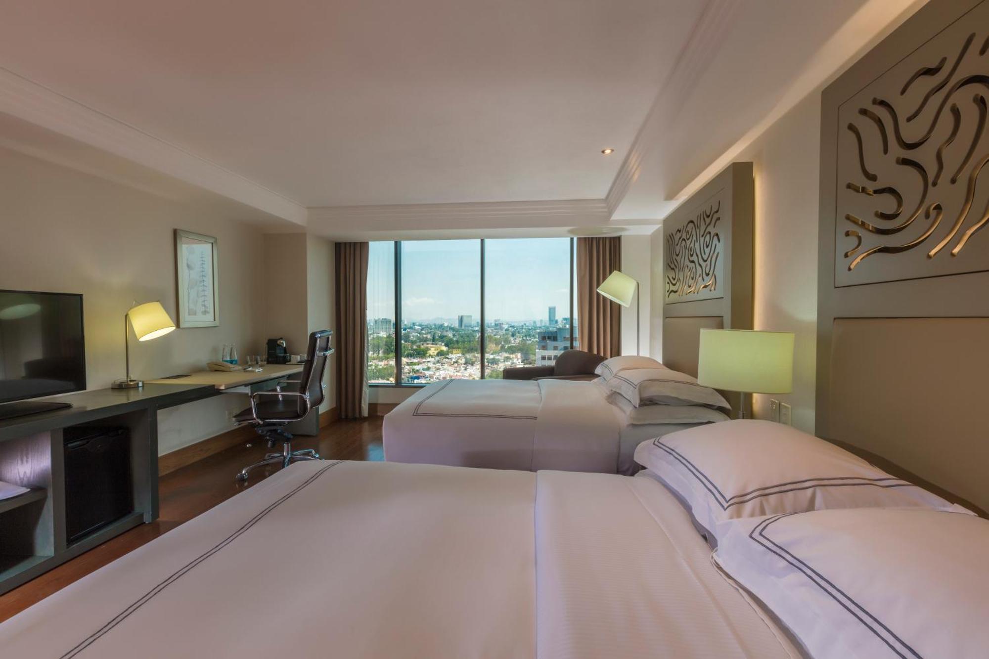 Barcelo Guadalajara Hotel Luaran gambar Deluxe Room